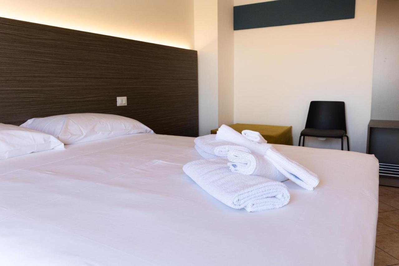 Smart And Sea Apartment Tortoreto Exterior photo